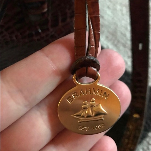 Brahmin Pecan Crossbody Melbourne - Croc-Embossed - Picture 4 of 10